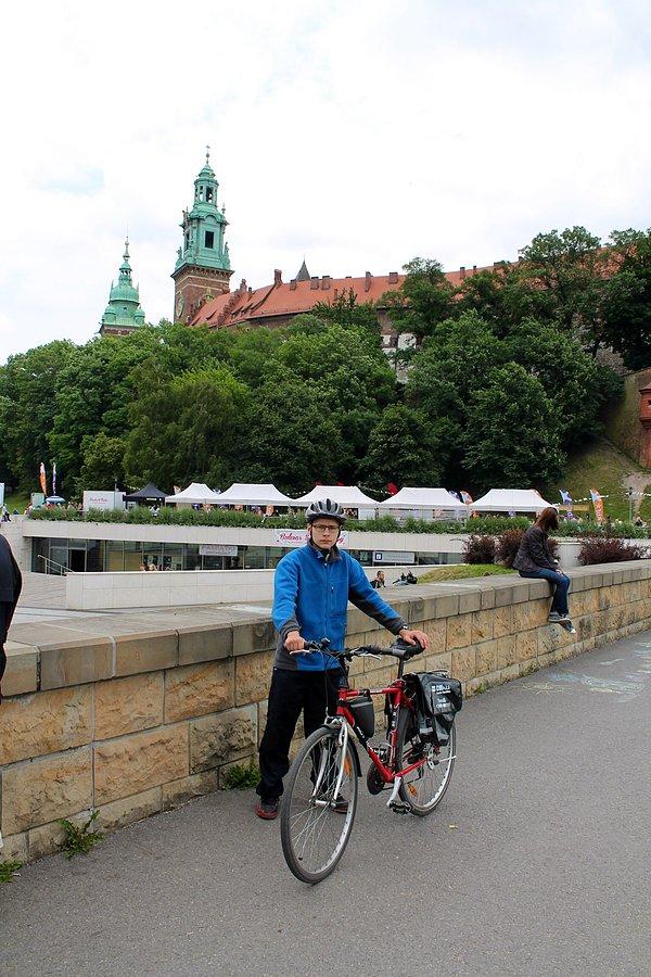 Wawel dookała na rowerze