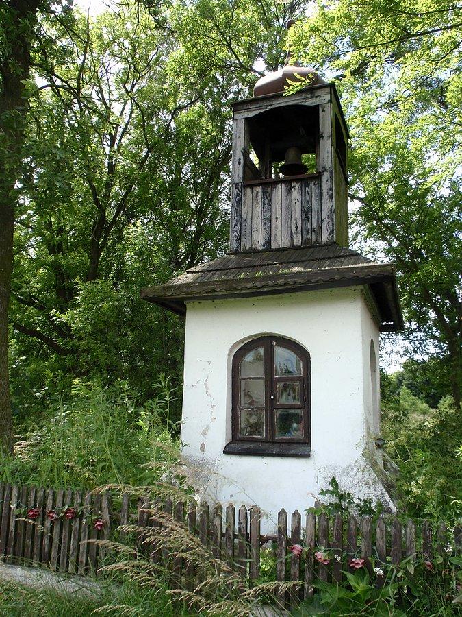 Kapliczka w Dankowicach Drugich