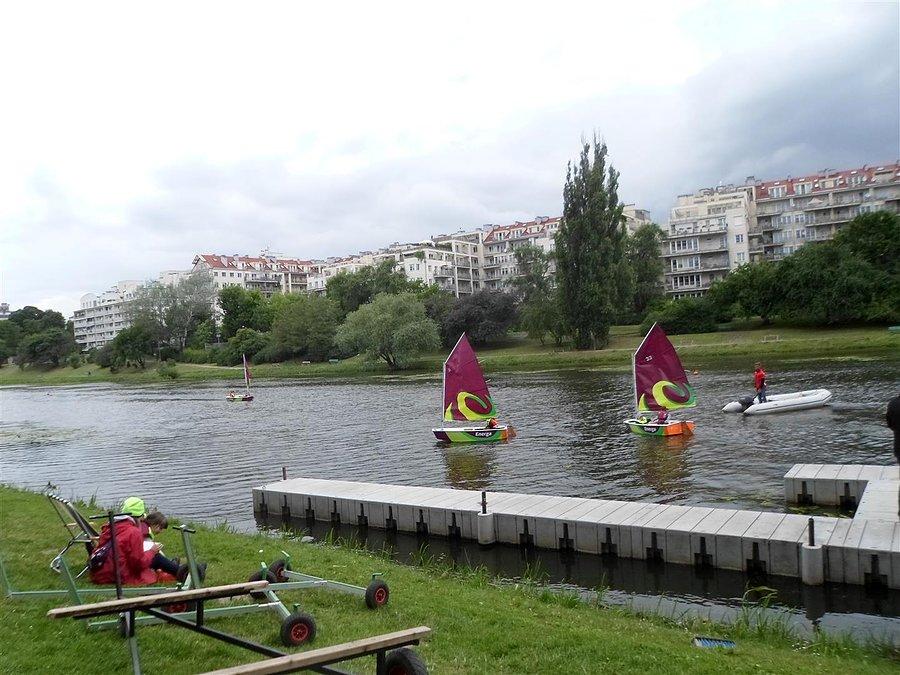 Trening żeglarski na Jeziorku Kamionkowskim