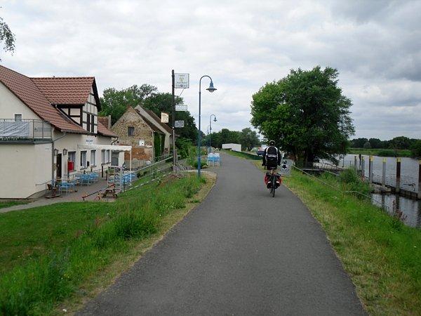 Agroturystyka wzdłuż wału
