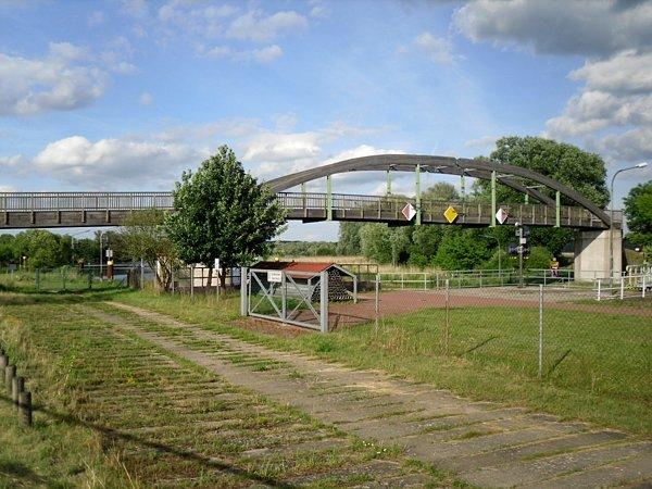 Kładka pieszo-rowerowa pod Schwedt