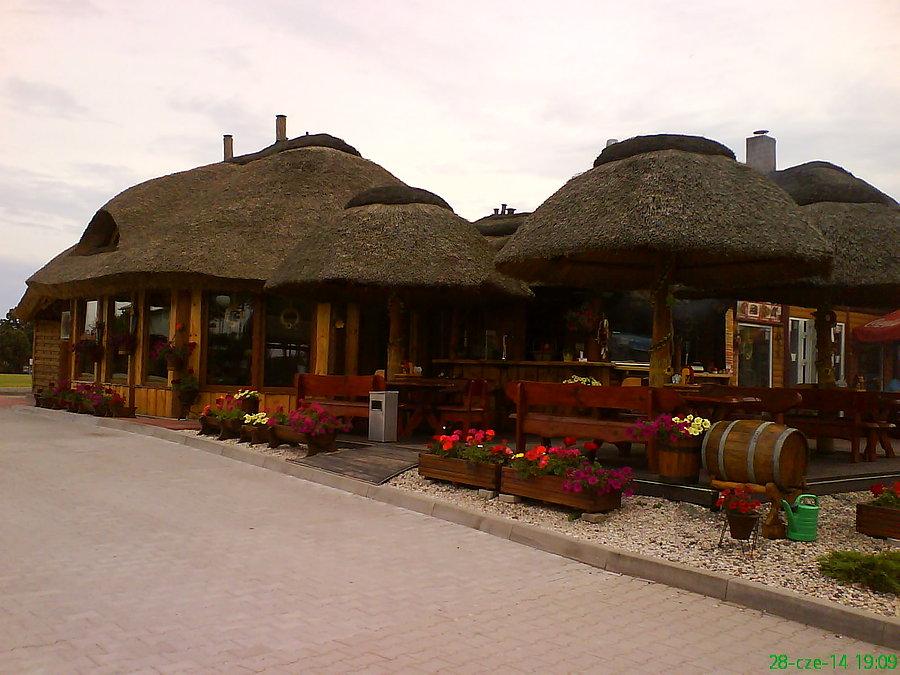 Bar, gdzie wszystko jest kryte strzechą
