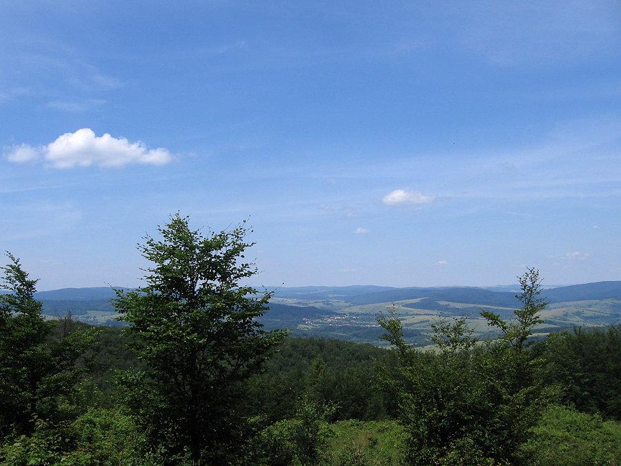 Podkarpacie ... Beskid i Bieszczady ... wilki i niedźwiedzie ... bimber i kiełbasa