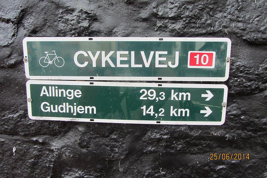 Ścieżki rowerowe na wyspie są doskonale oznaczone