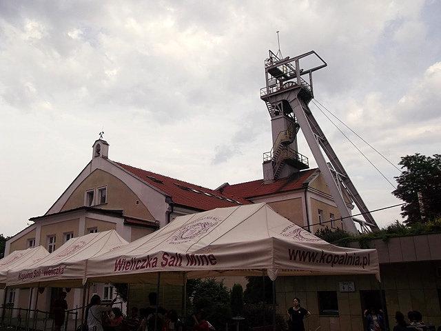 Szyb Daniłowicza, wdechowy, wydrążony 1635-1640, głęb. 243m (VI poz.)