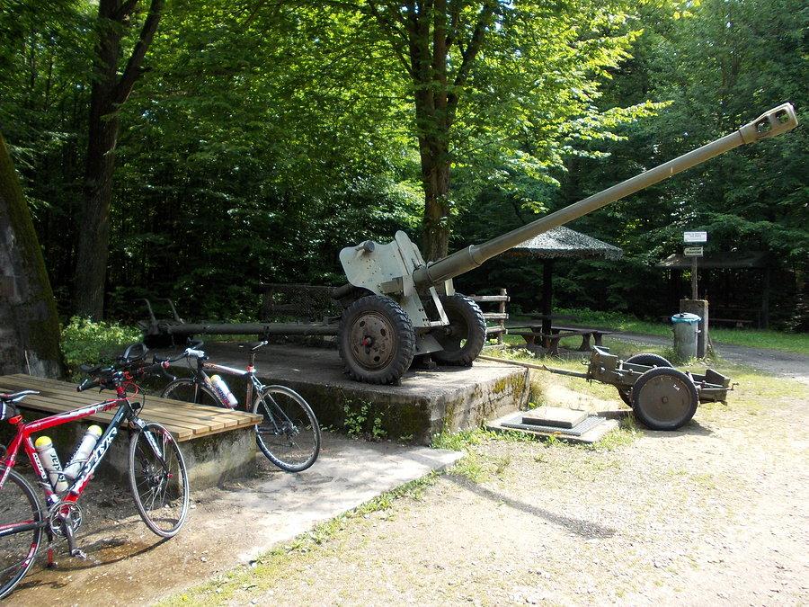 Działka przed bunkrem