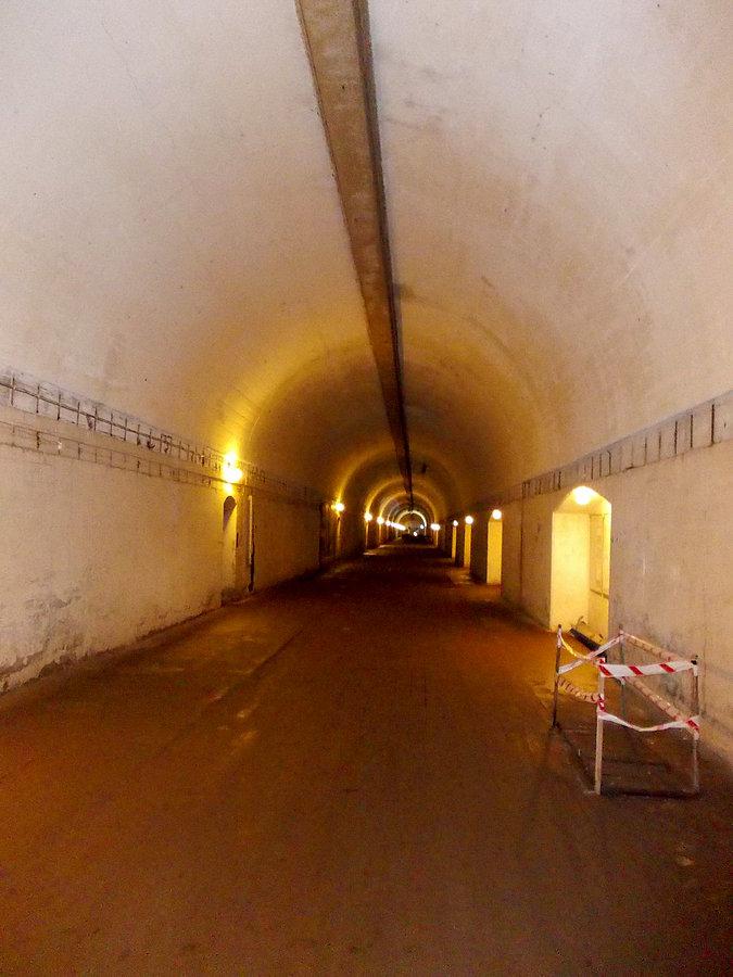 Wnętrze tunelu w Konewce