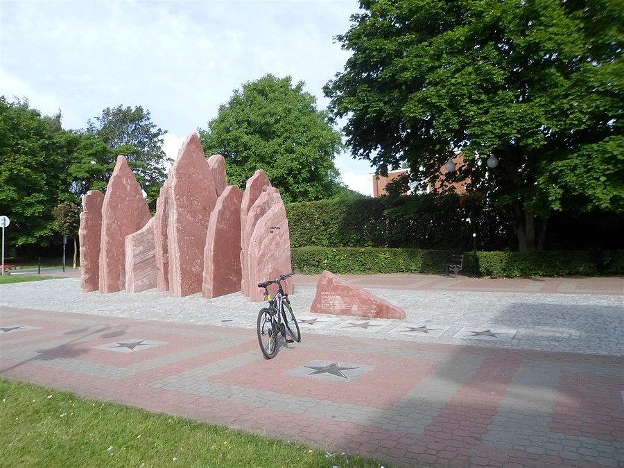 Korona Himalajów - pamięci tych, co zginęli w górach