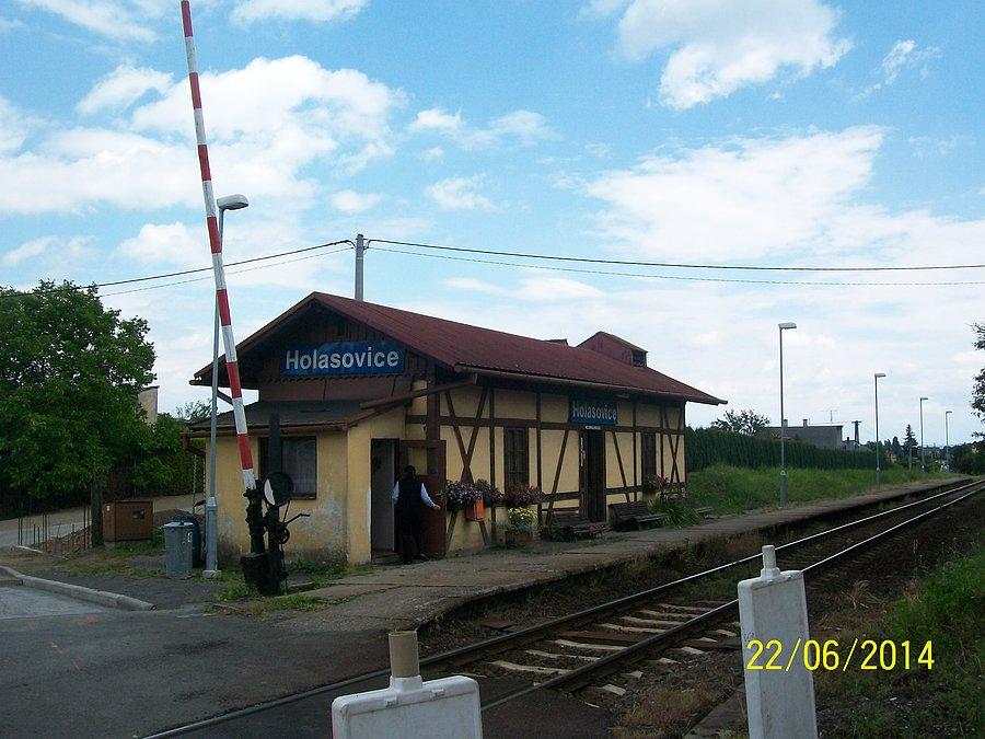 Stacja kolejowa Holasovice