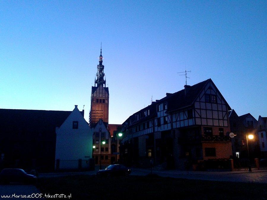Elbląg nocą