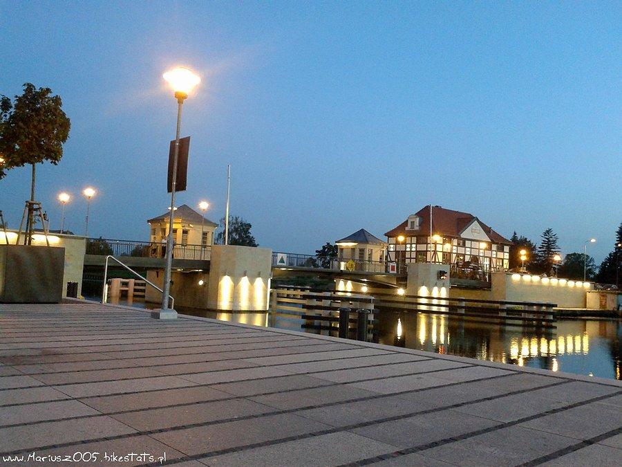 Elbląg nocą