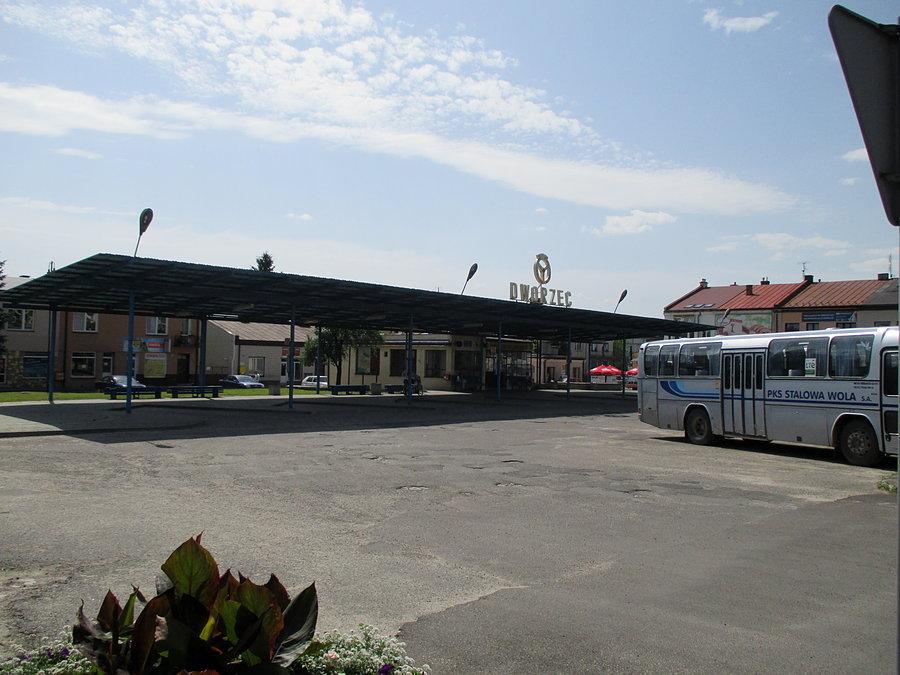 Dworzec autobusowy w Janowie Lubelskim