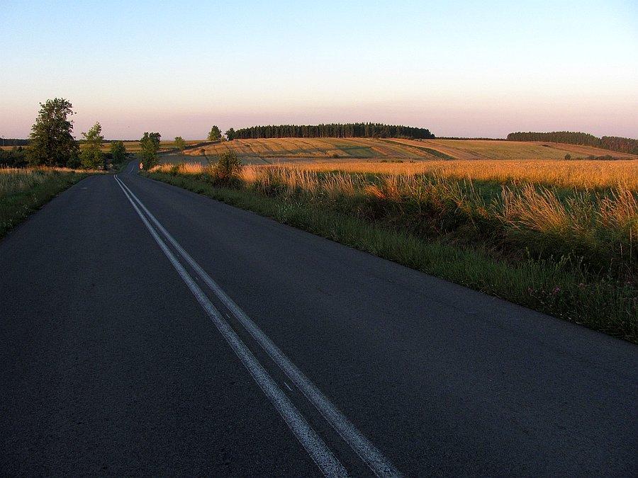 Poranne szosy nidziańskie