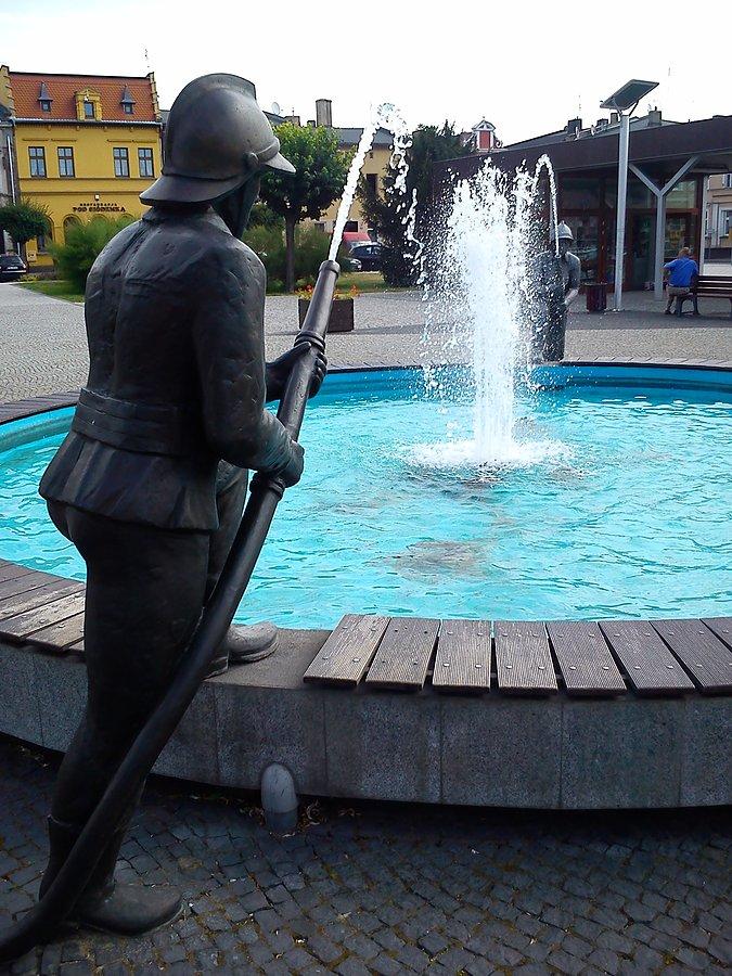 Strażacka fontann, Rakoniewice
