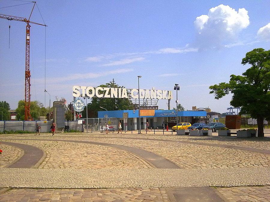 Wejście do dawnej Stoczni Gdańskiej