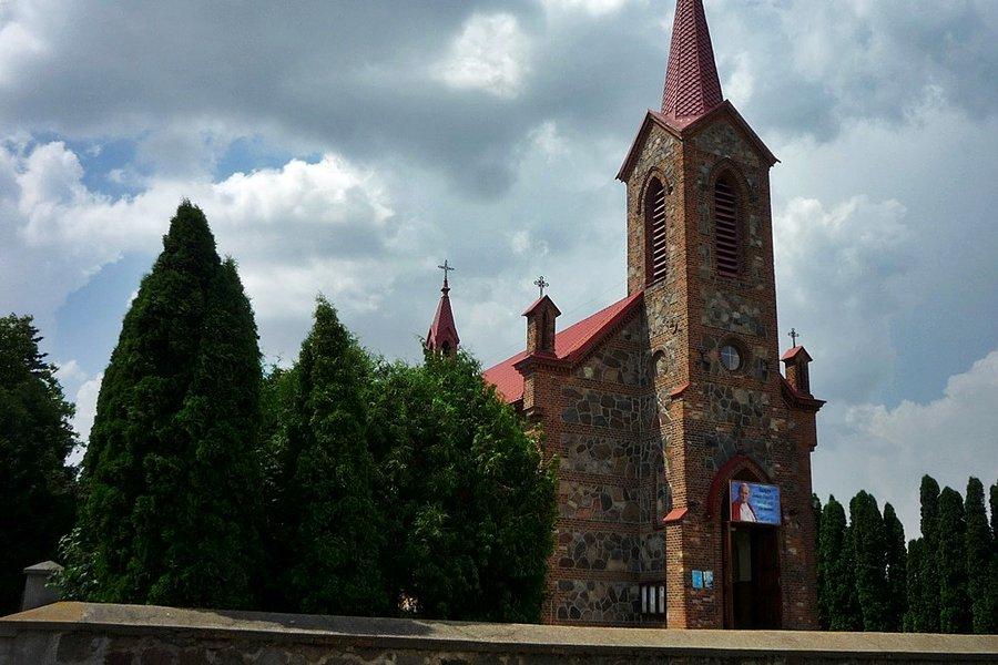 Kościół w Lipcach Reymontowskich