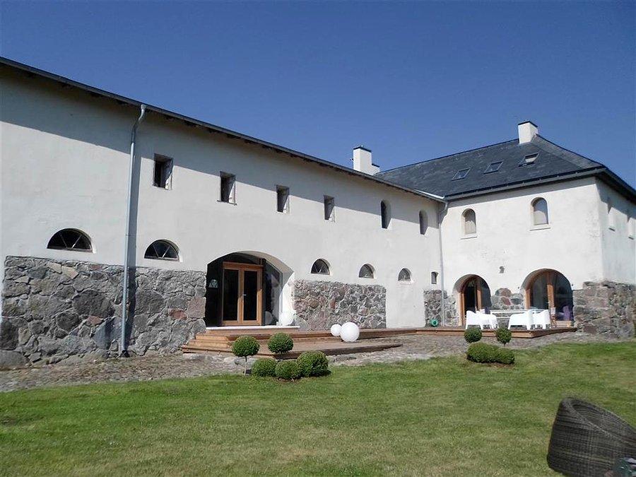 Starzyński Dwór - obiekty pocysterskie