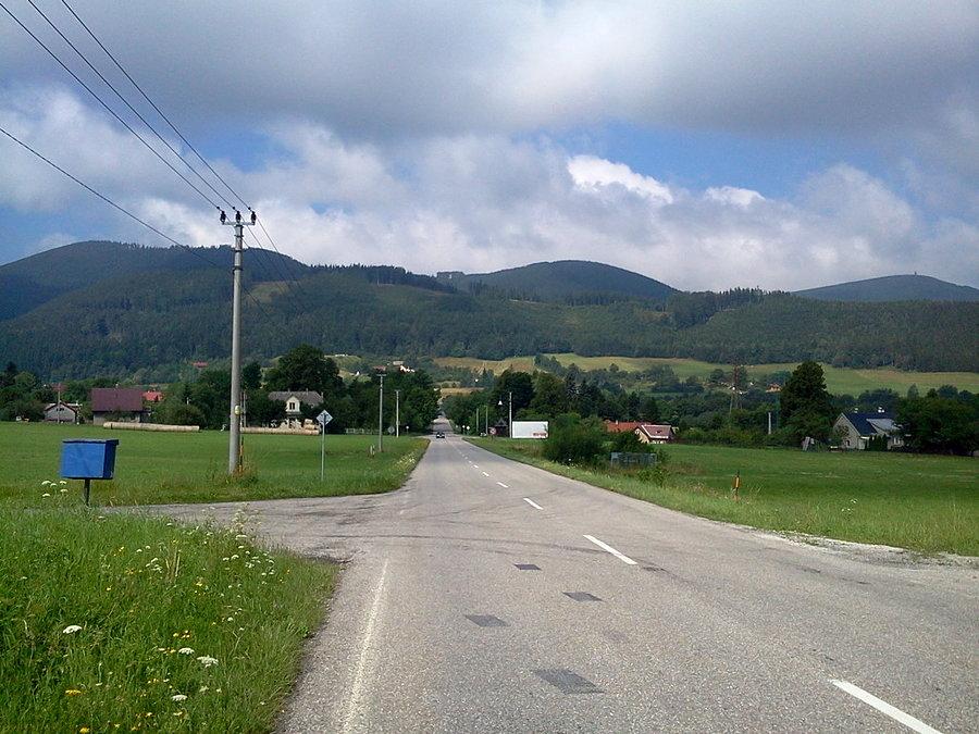 Widok na Kycere, Mały I Wielki Jawornik