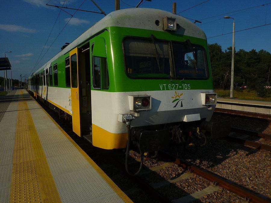 Szynobus spalinowy relacji Wyszków-Tłuszcz