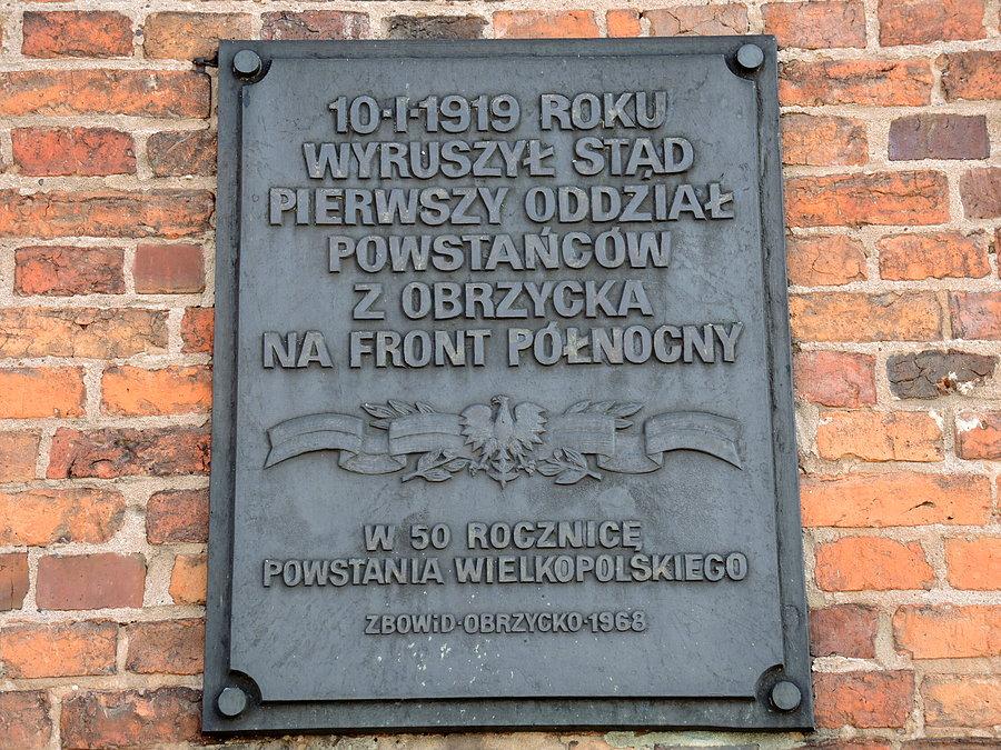 Tablica pamiątkowa na ratuszu w Obrzycku