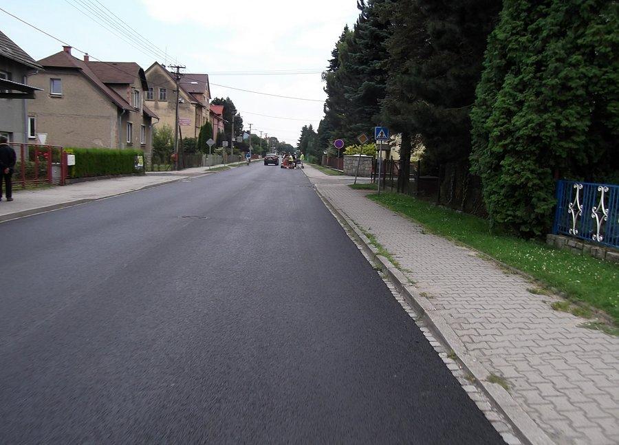 Háj ve Slezsku, asfalt prawie gotowy, jeszcze z 500 m. do zrobienia przy wyjezdzie