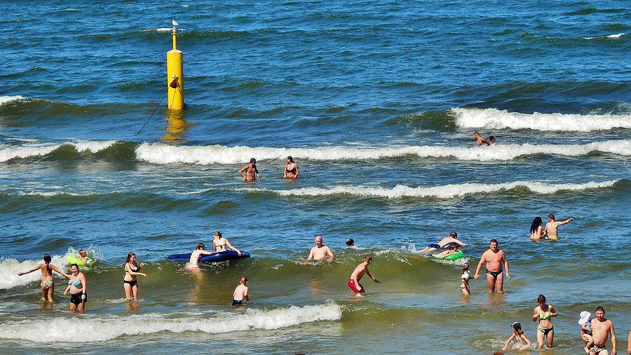 Wypad nad morze do Stegny. Plaża w Stegnie - tłumy wczasowiczów