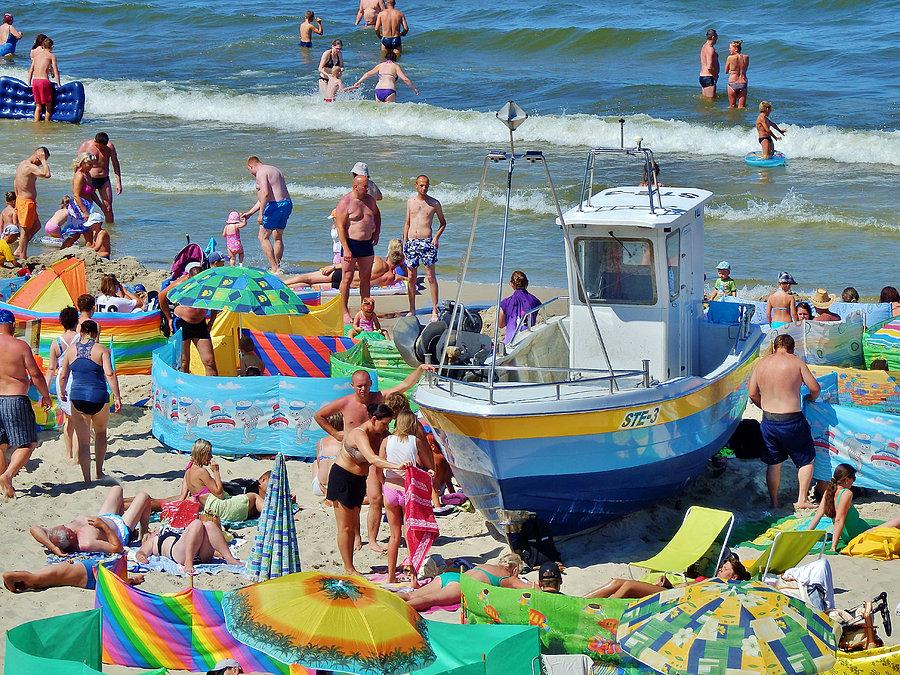 Wypad nad morze do Stegny. Plaża w Stegnie - tłumy wczasowiczów