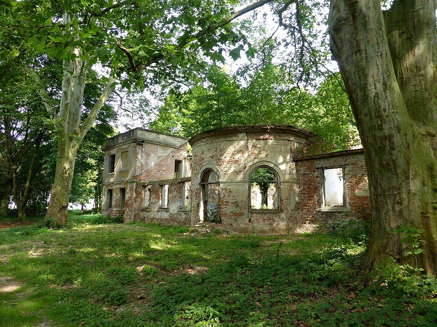 Ruiny w Parcicach