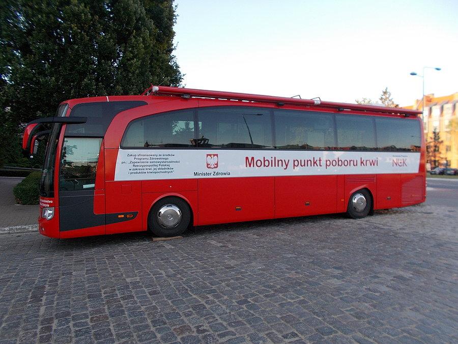 Niepokojący autokar