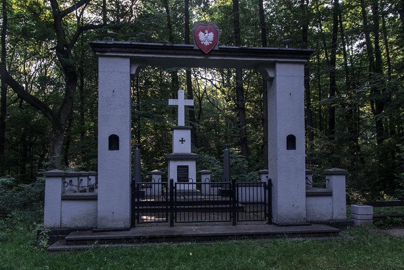 Pomnik Pasterniok w Orzeszu