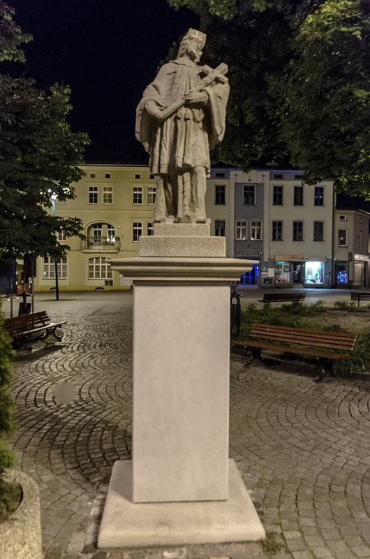 Pomnik na rynku :)