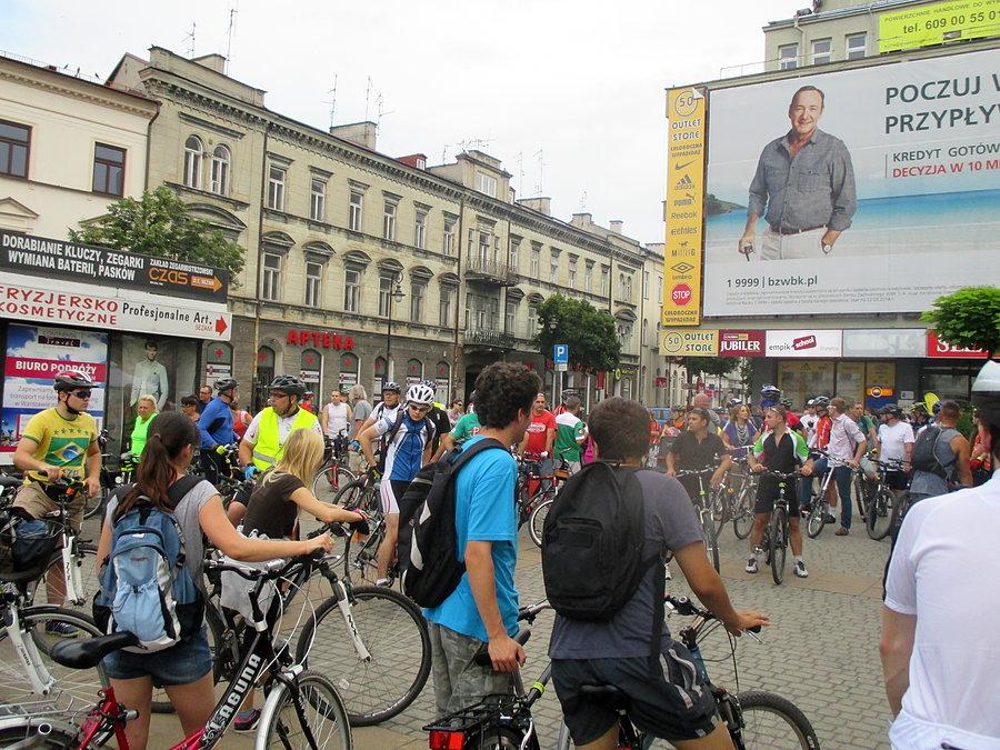 Lubelsko-Świdnicka Masa Krytyczna - przed startem grupy lubelskiej
