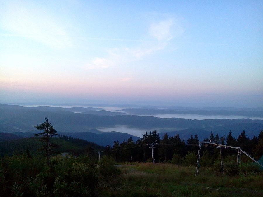 Mgły w dolinach