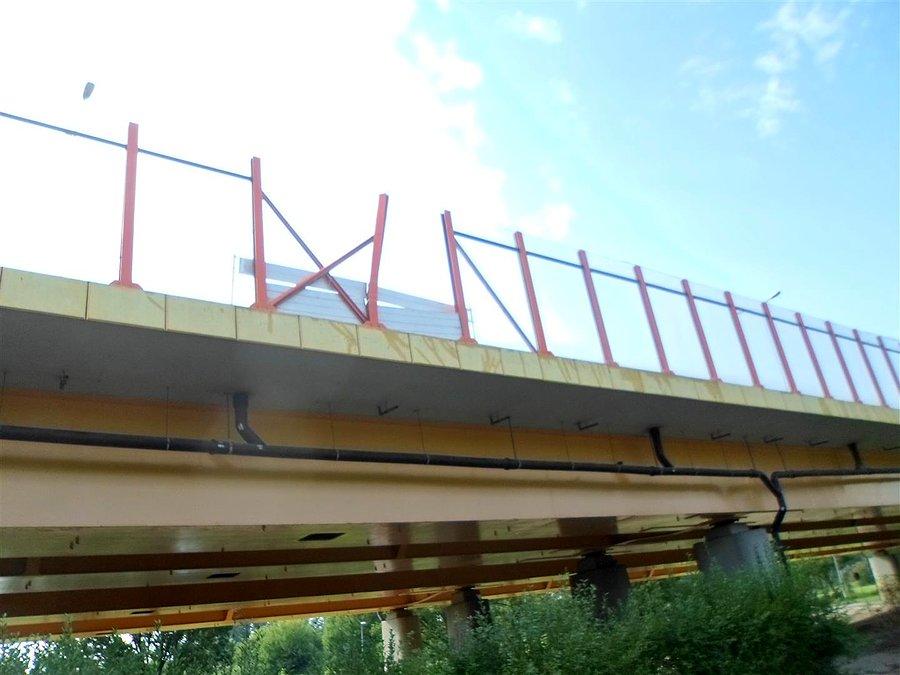 Ekran zabezpieczony, szkło posprzątane. Trasa Siekierkowska