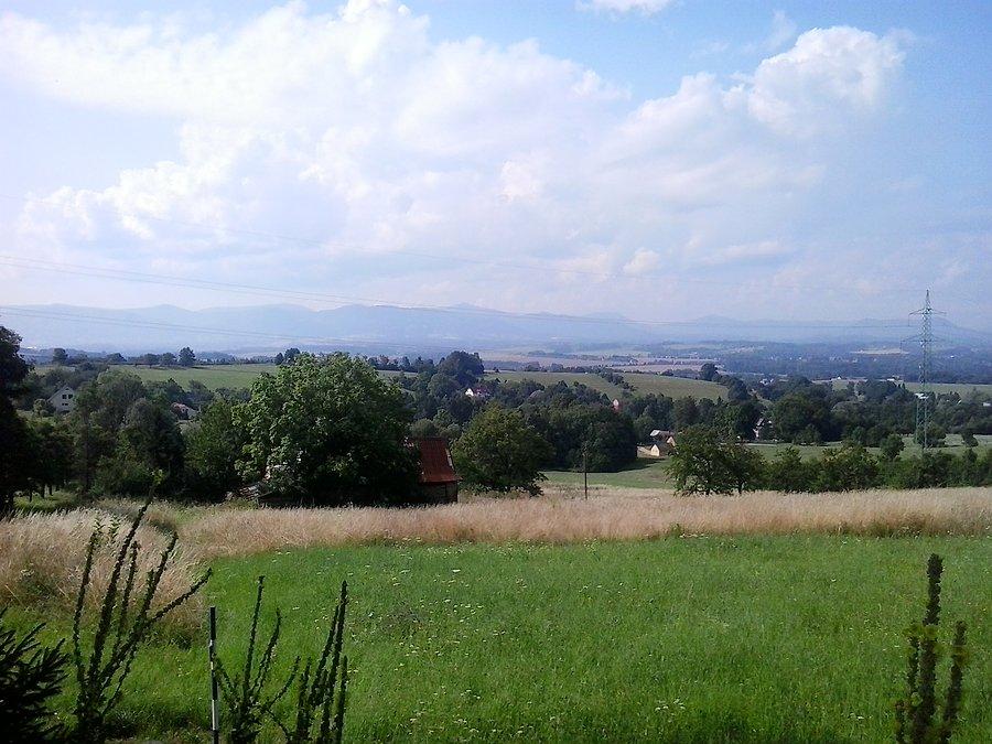 Widok ze wzgórza Kostelec