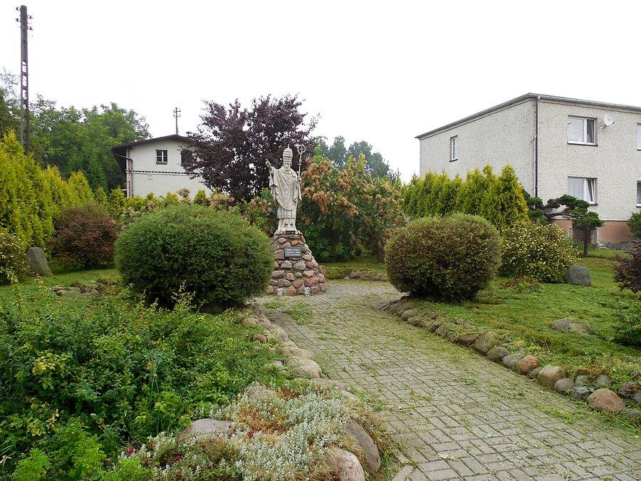 Pomnik świętego Urbana papieża w Cieszowej