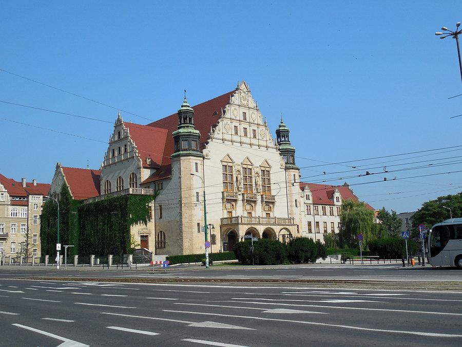 Uniwersytet Adama Mickiewicza w Poznaniu