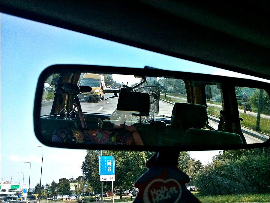 Tylko trochę koszyczek zasłania, ale co tam!