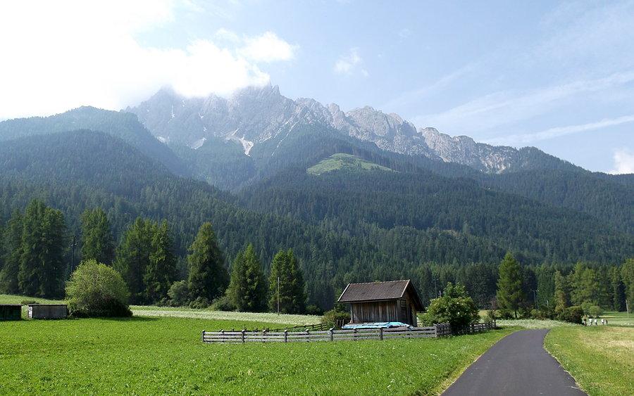 Wjeżdżamy w Dolomity
