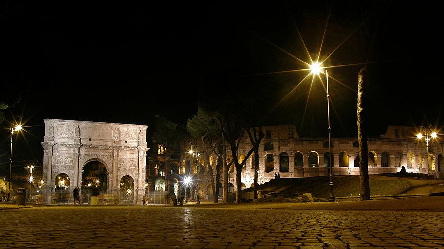 Troszkę nocnego Rzymu