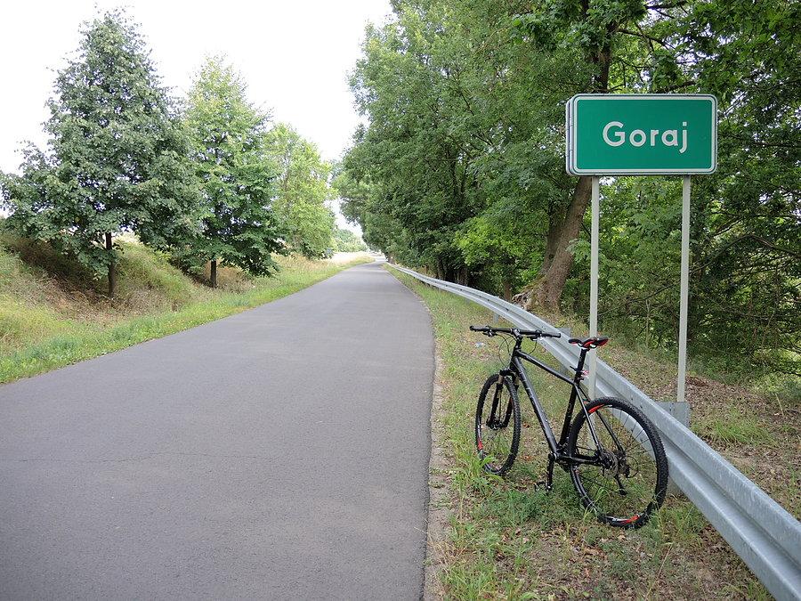Goraj - w drodze do Lubasza