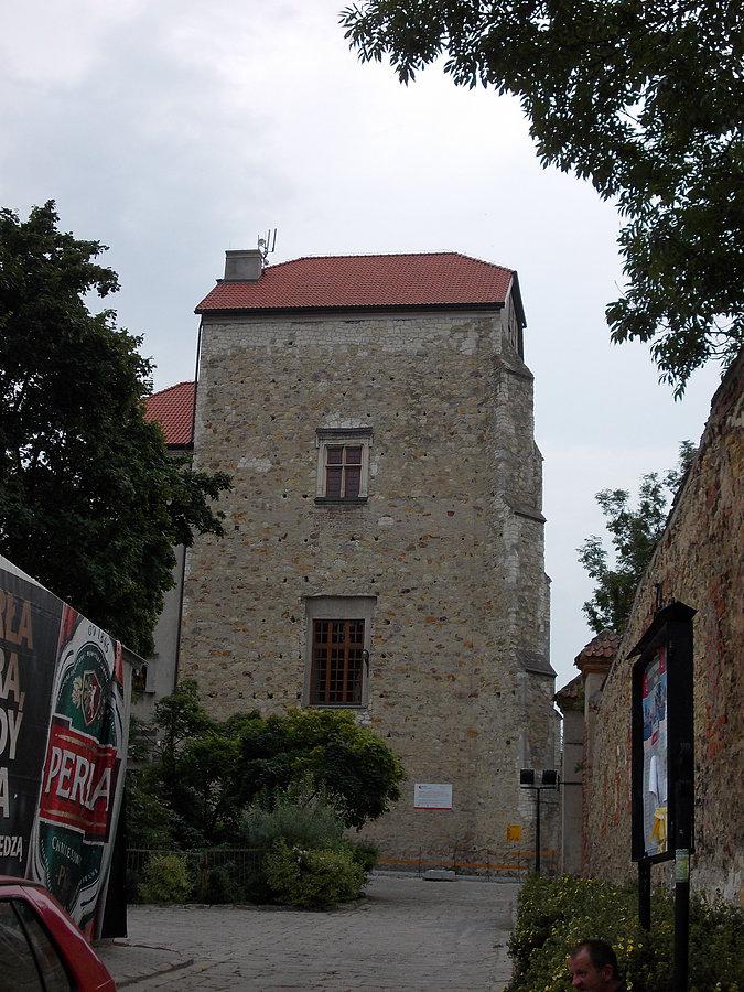 Znak rozpoznawczy Wojciechowa - Wieża Ariańska