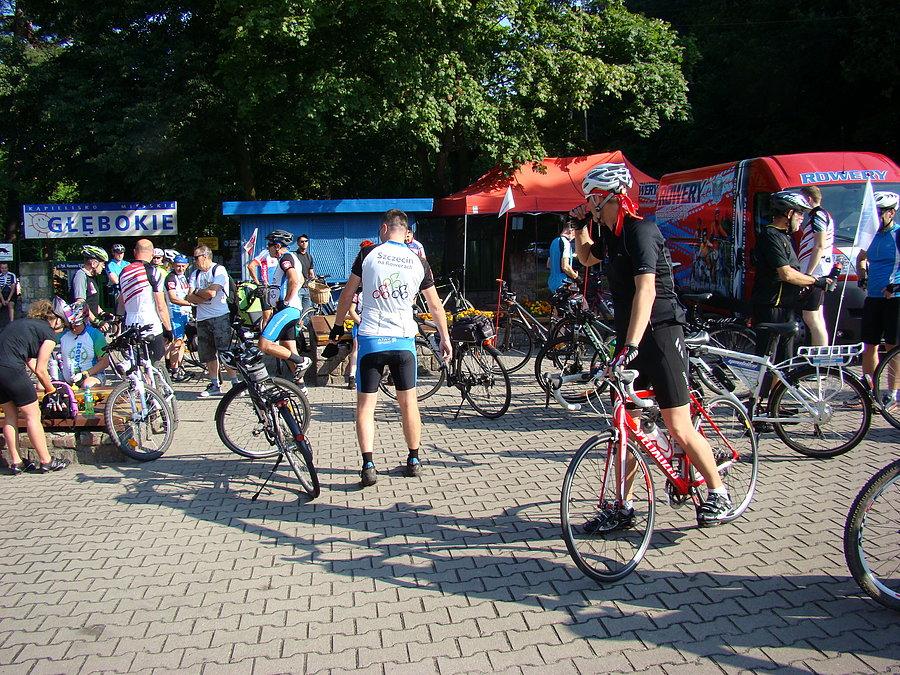 "Rowerowe podróże małe i duże" - zbiórka na Głębokim