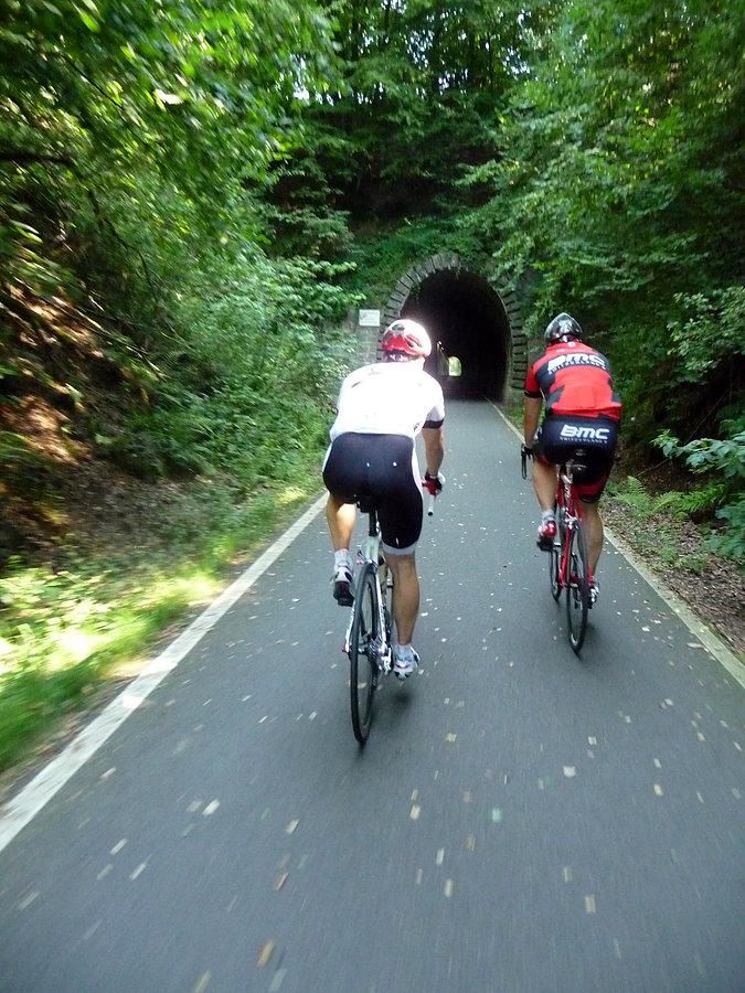Runda Forda przez Marienheide - radweg przed Hückeswagen