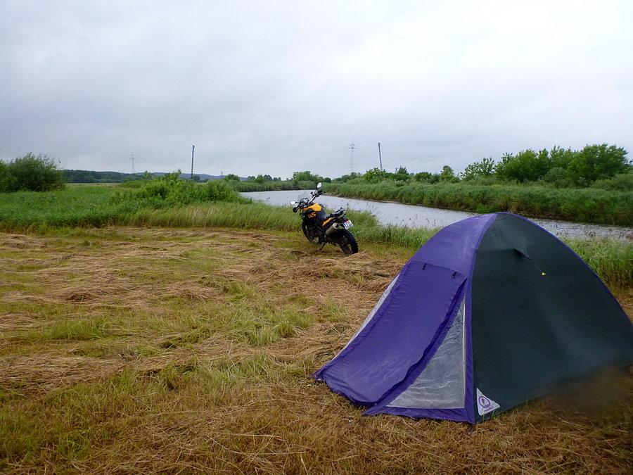 Nocleg nad Narwią 53°08'25.3"N 22°09'15.4"E