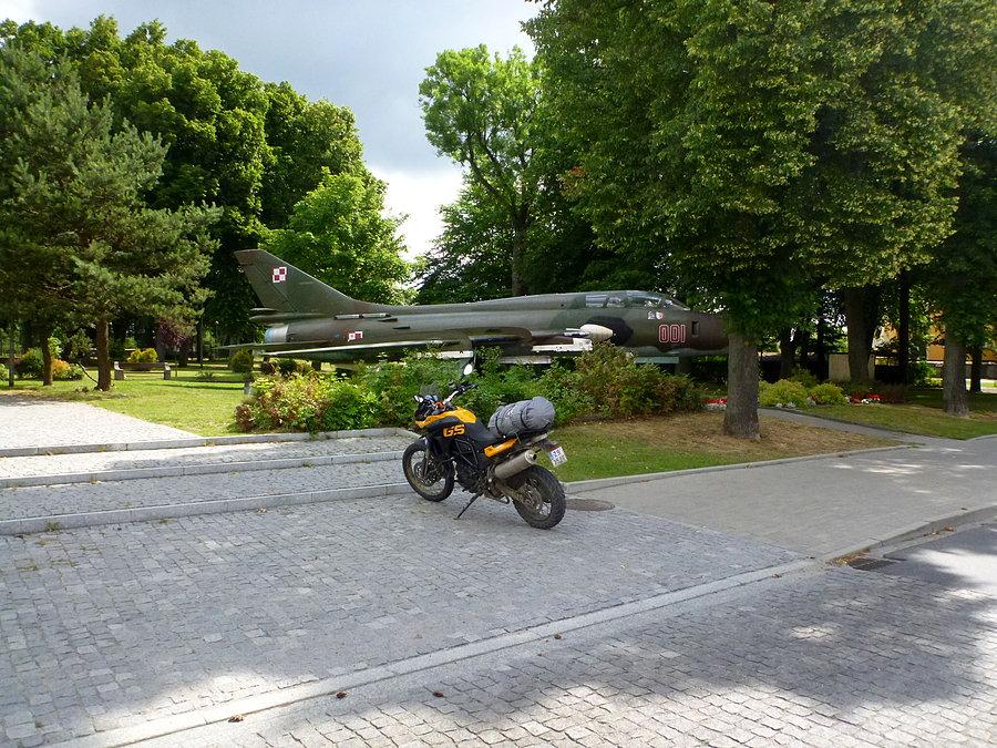 Mirosławiec 53°20'34.6"N 16°05'23.1"E
