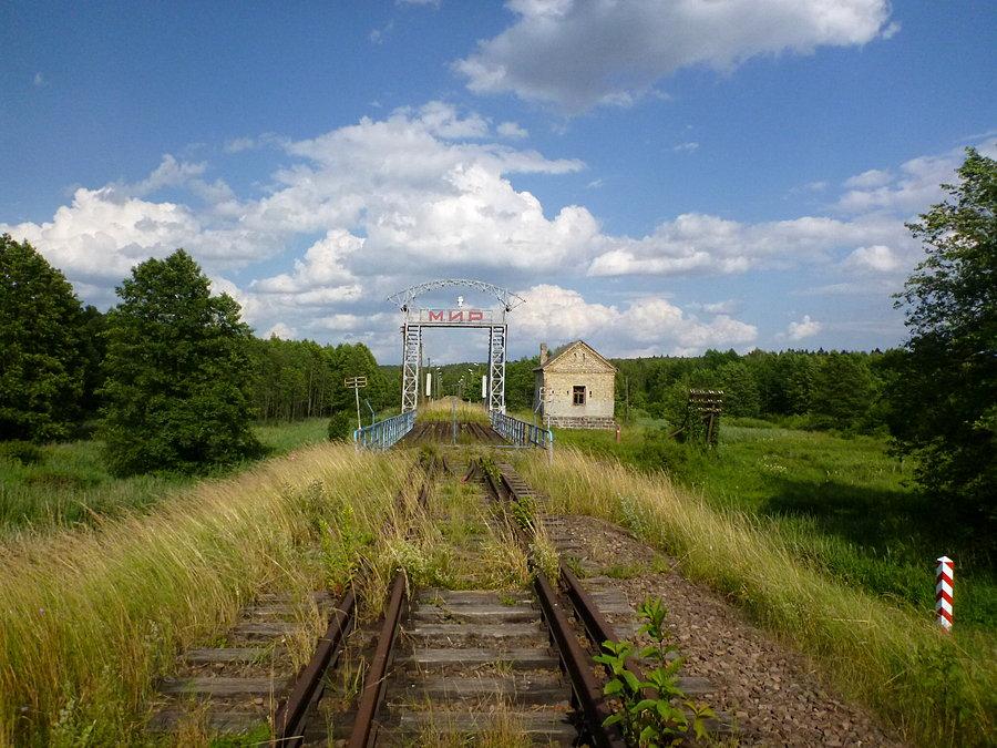 Kolejowe przejście drogowe do Łukaszenki 53°05'58.3"N 23°52'54.0"E