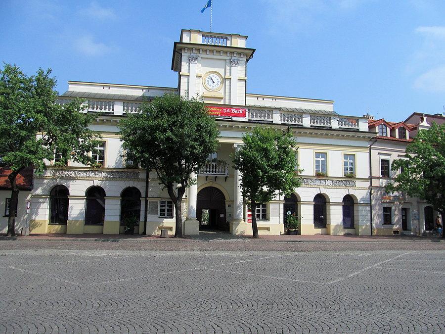 Łowicz - Ratusz