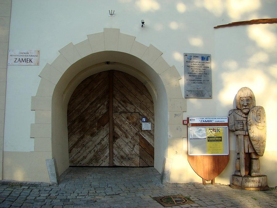 Wejście do Zamku Piastowskiego w Krośnie Odrzańskim