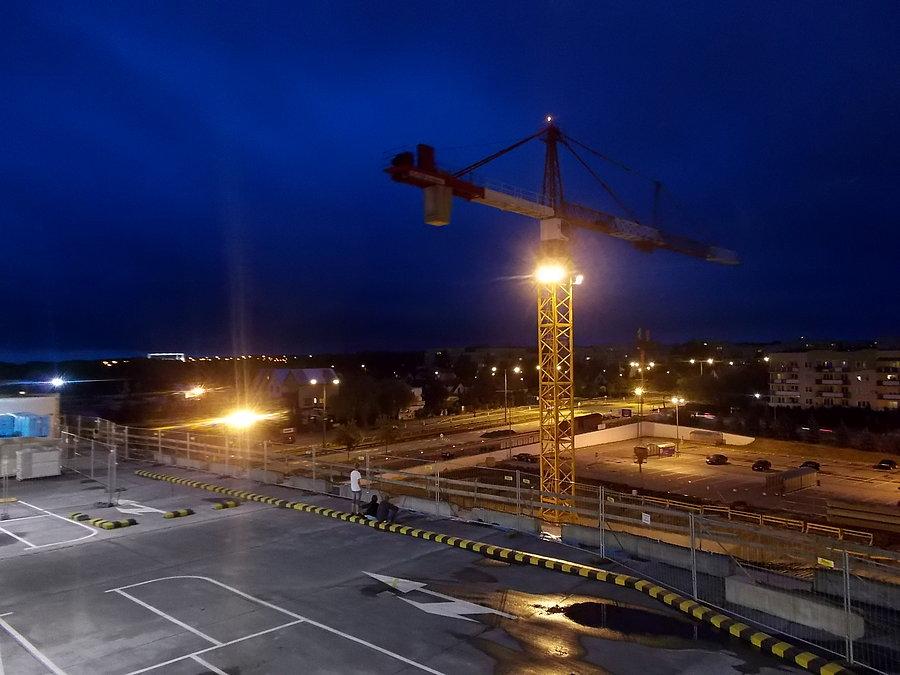 Widok z parkingu CH Ogrody